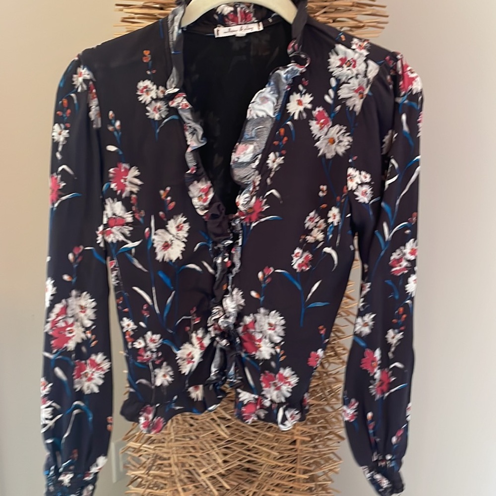 Willow and Clay blouse size small